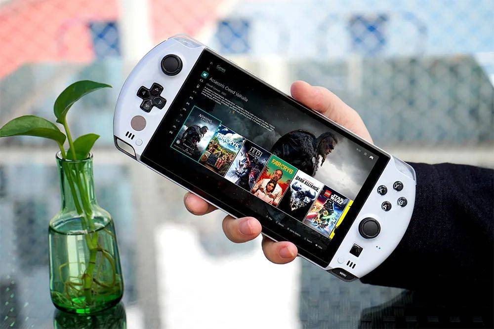 新风向：Switch 2 领跑折叠屏新秀不朽情缘平台登录网页2025 数码掌机(图5)